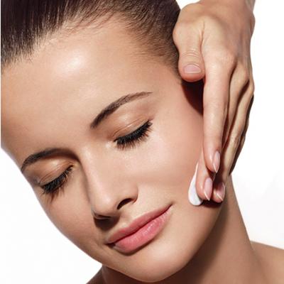 ¿Cómo reparar la piel del rostro después del verano?